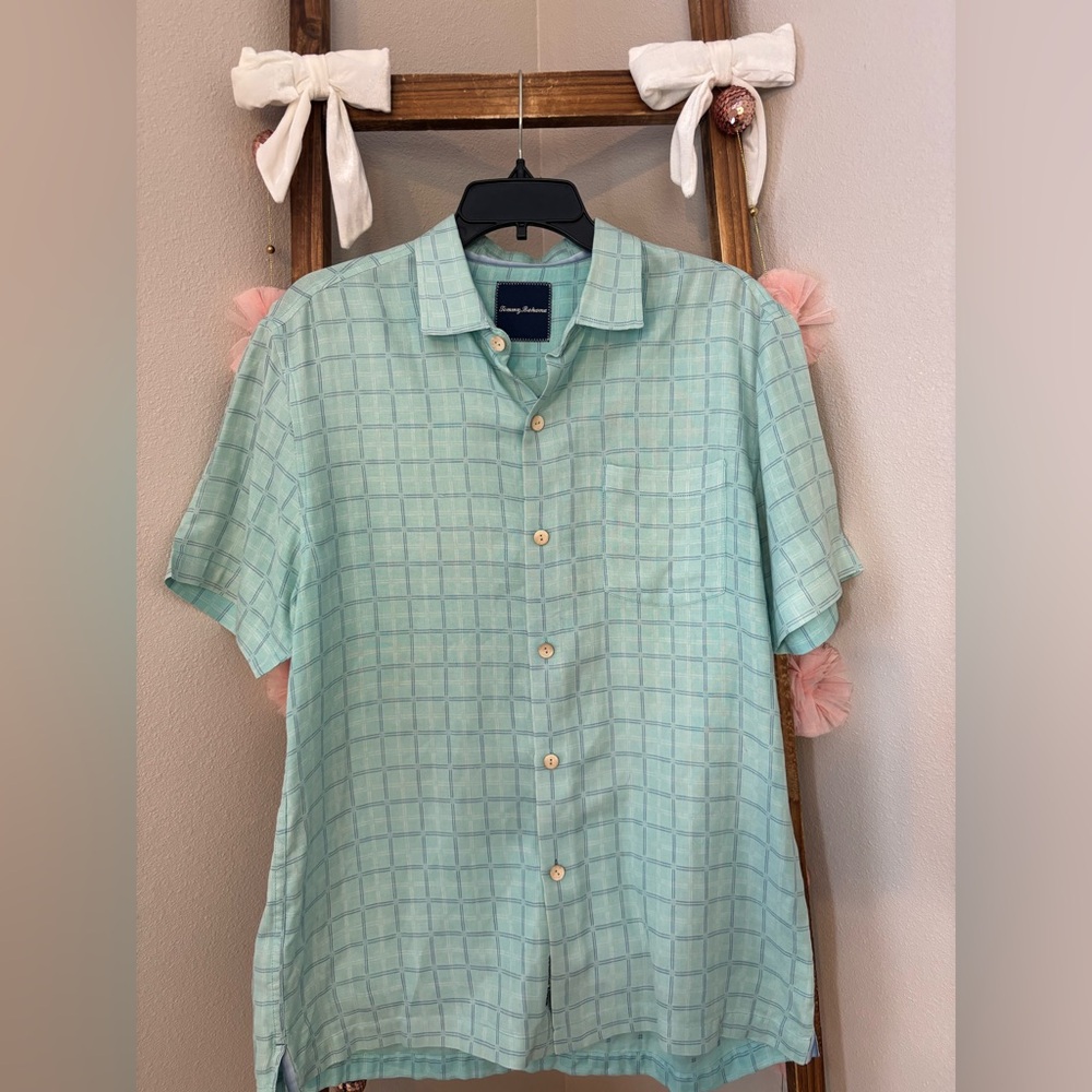 Tommy Bahama Men's Silk Aqua Checkered Button Down Shirt EUC Size M